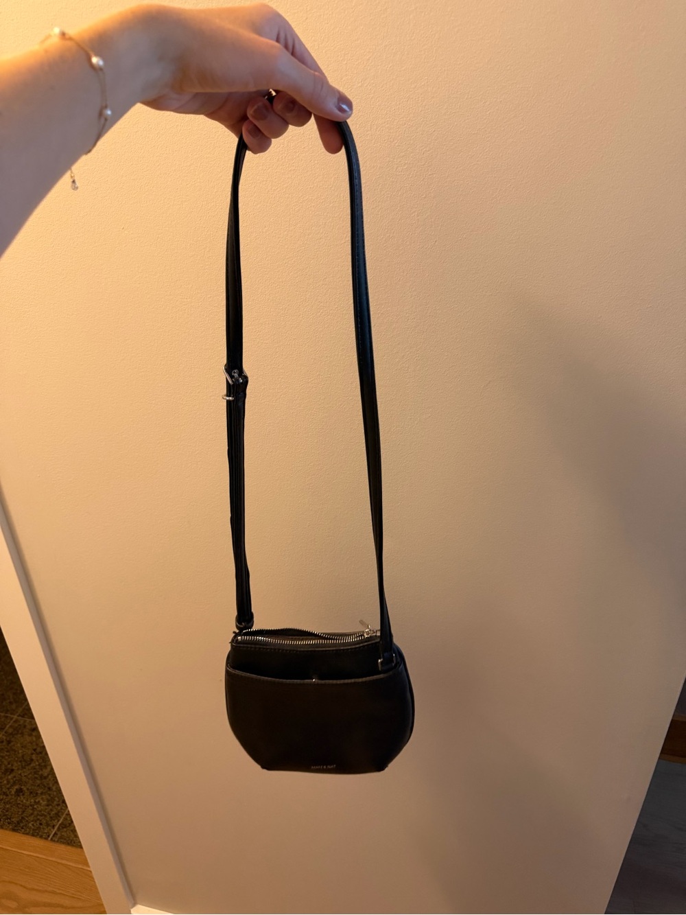 Minimal Black Crossbody Bag - Women